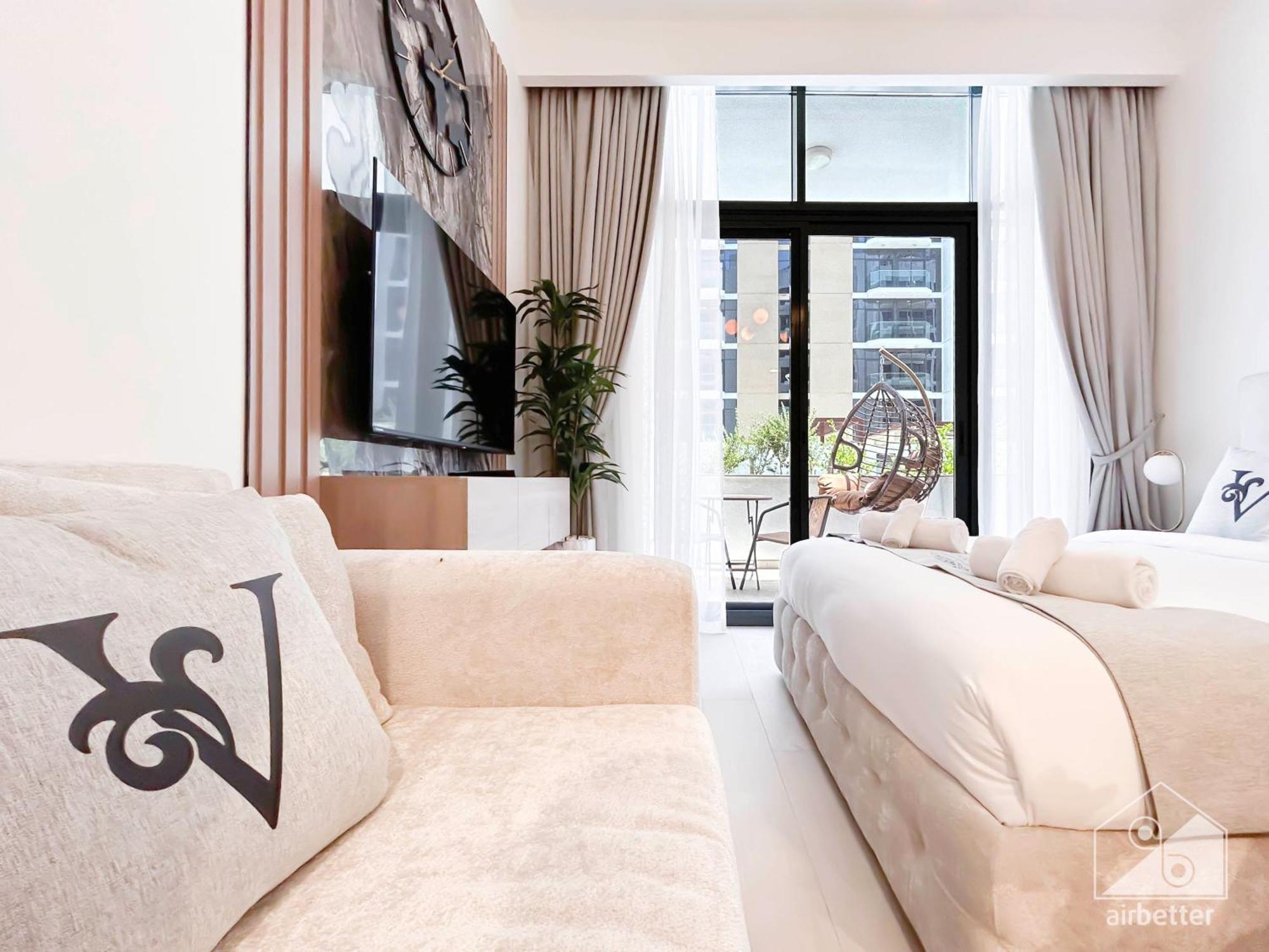 Charming Studio With Balcony In Azizi Riviera Дубай Екстериор снимка