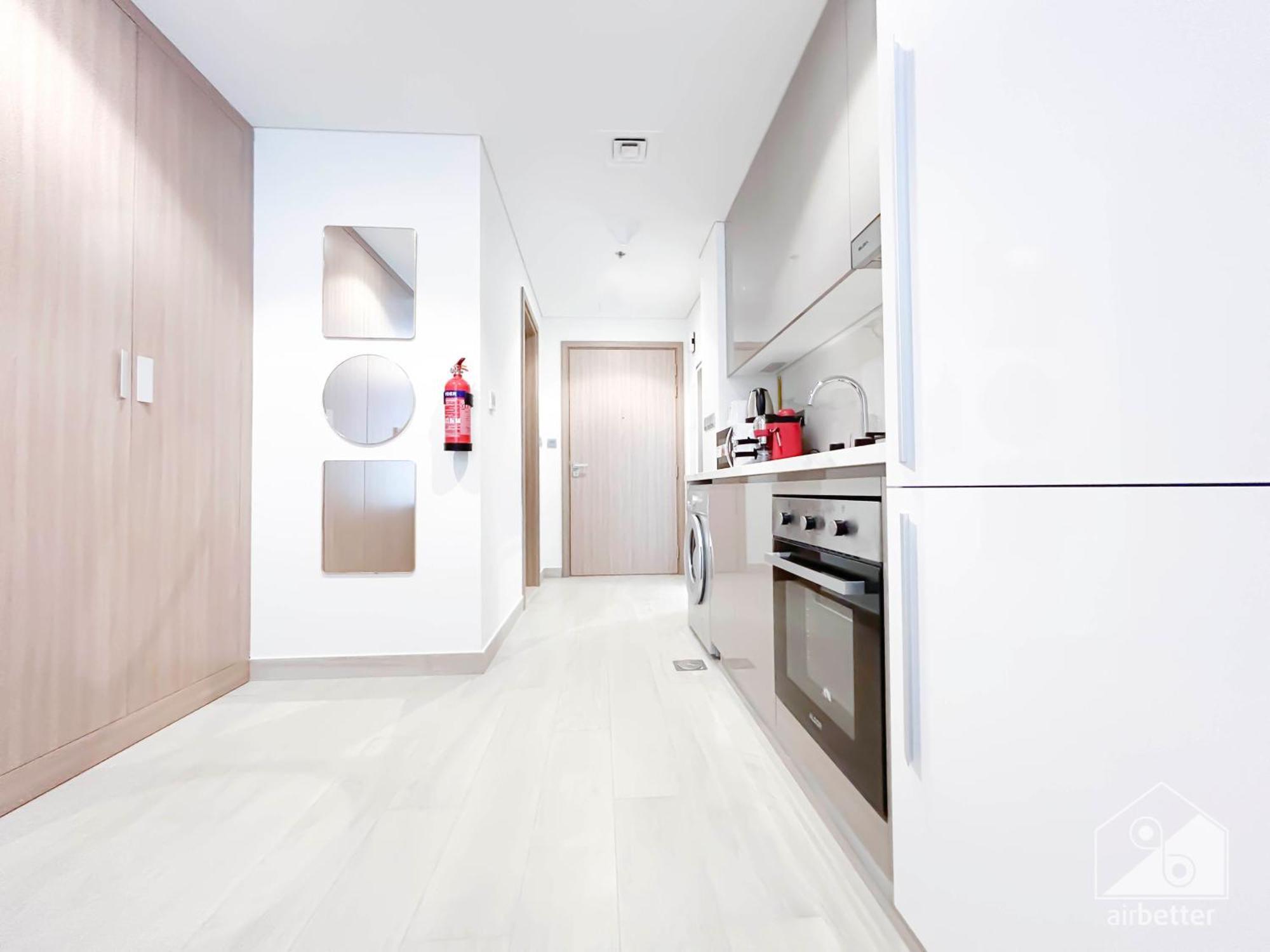 Charming Studio With Balcony In Azizi Riviera Дубай Екстериор снимка