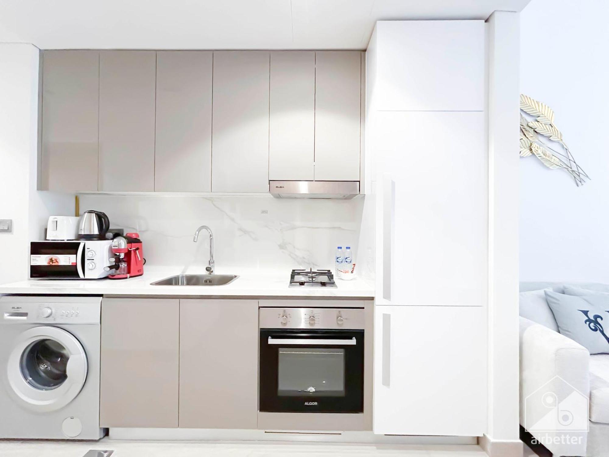 Charming Studio With Balcony In Azizi Riviera Дубай Екстериор снимка