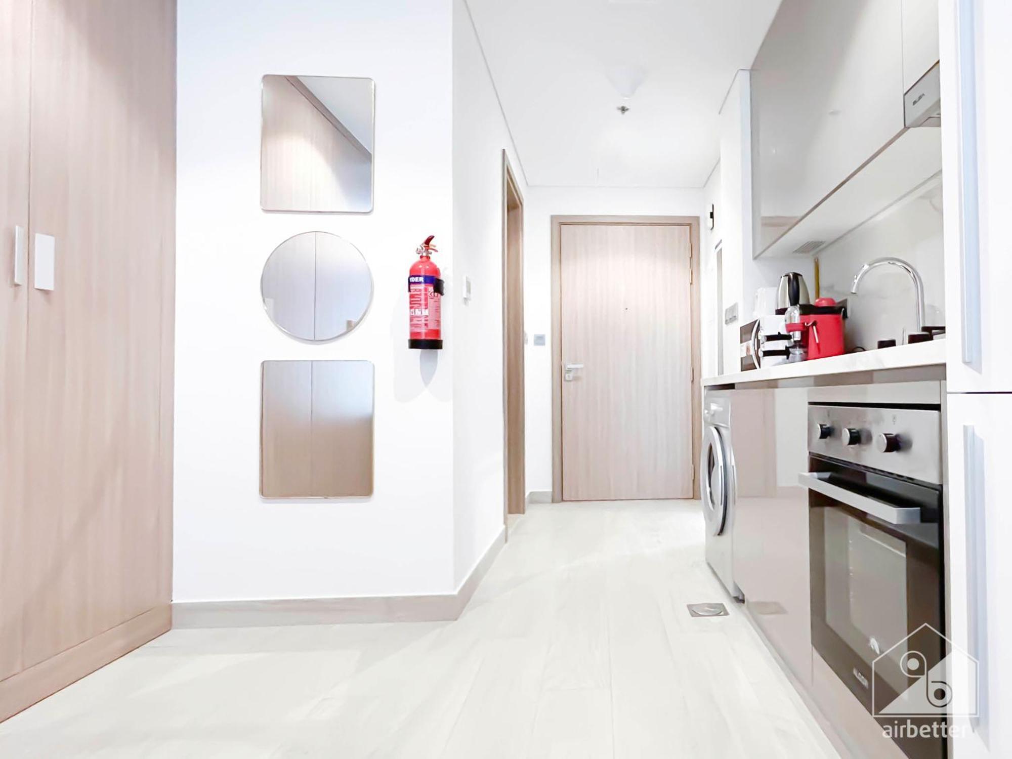Charming Studio With Balcony In Azizi Riviera Дубай Екстериор снимка